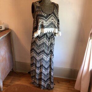 r2d Apparel Cream Black Boho Maxi Dress With Lace racerback size large